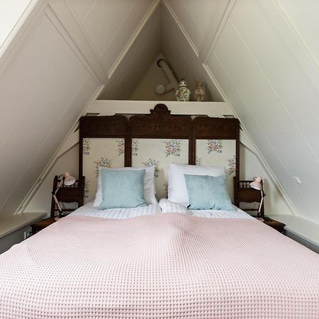 Boutique Hotel Jongwijs Westzaan Esterno foto