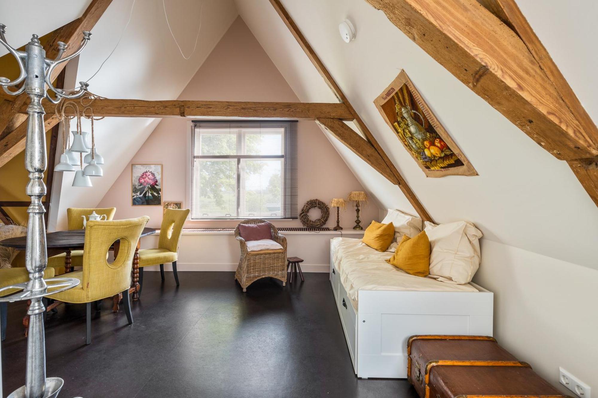 Boutique Hotel Jongwijs Westzaan Esterno foto
