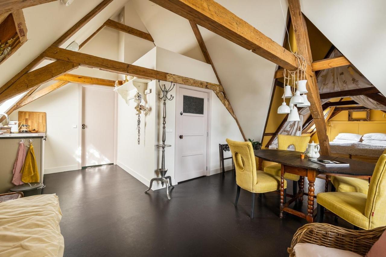 Boutique Hotel Jongwijs Westzaan Esterno foto